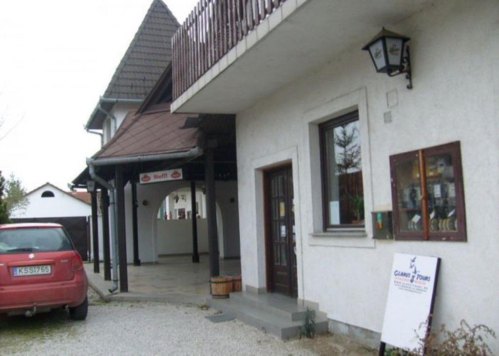 Hotel Paprika Vendeghaz Harkan Exterior foto